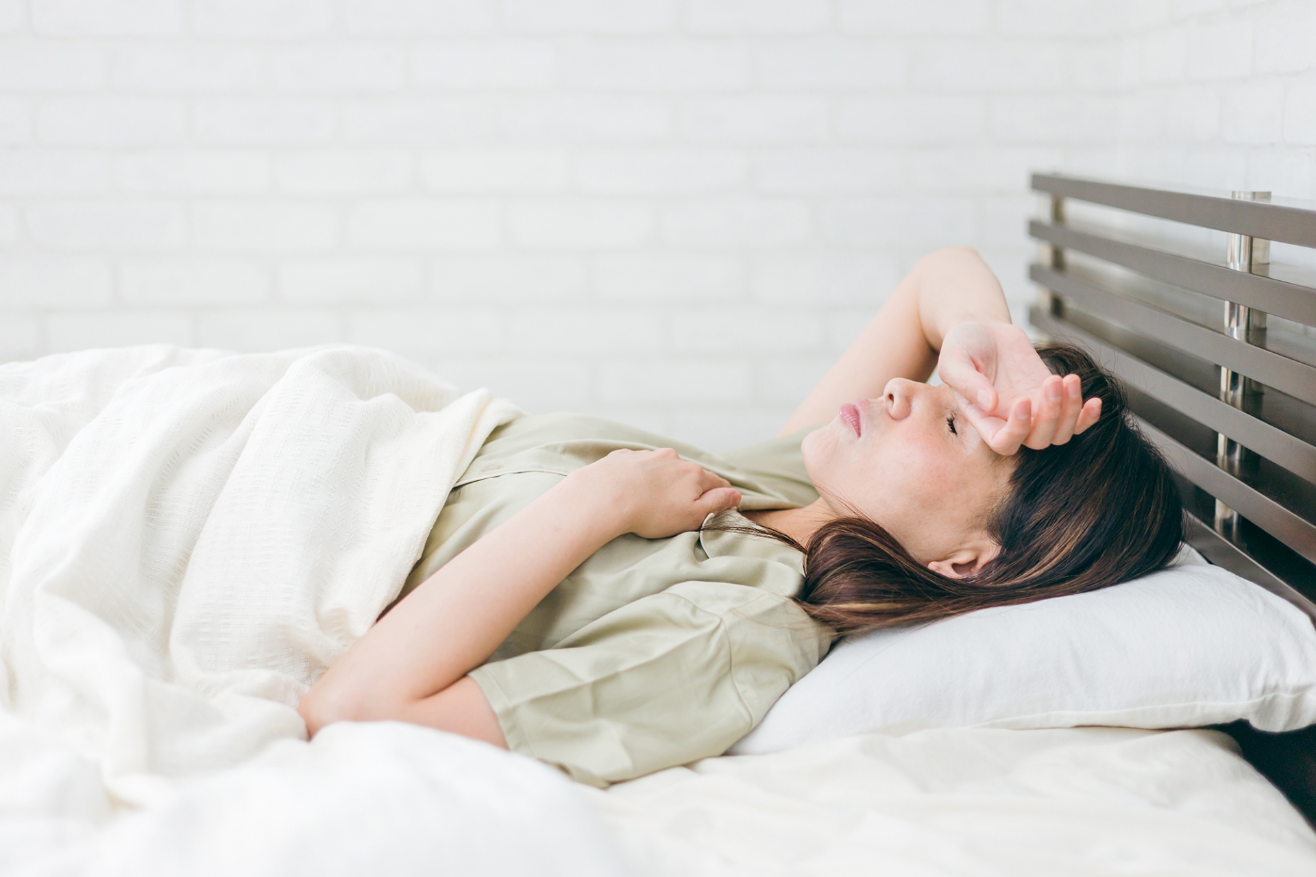 ストレスや睡眠の質の低下